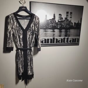 Banana Republic Black and Gray Patterned Top